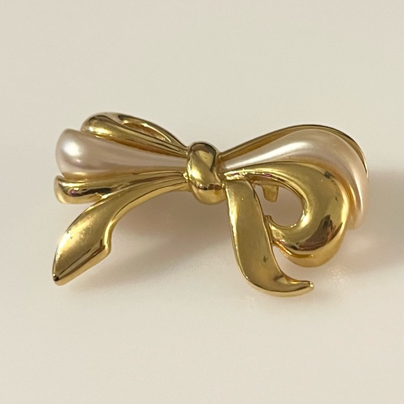 Vintage Napier Gold Tone Bow Brooch - Picture 6 of 14